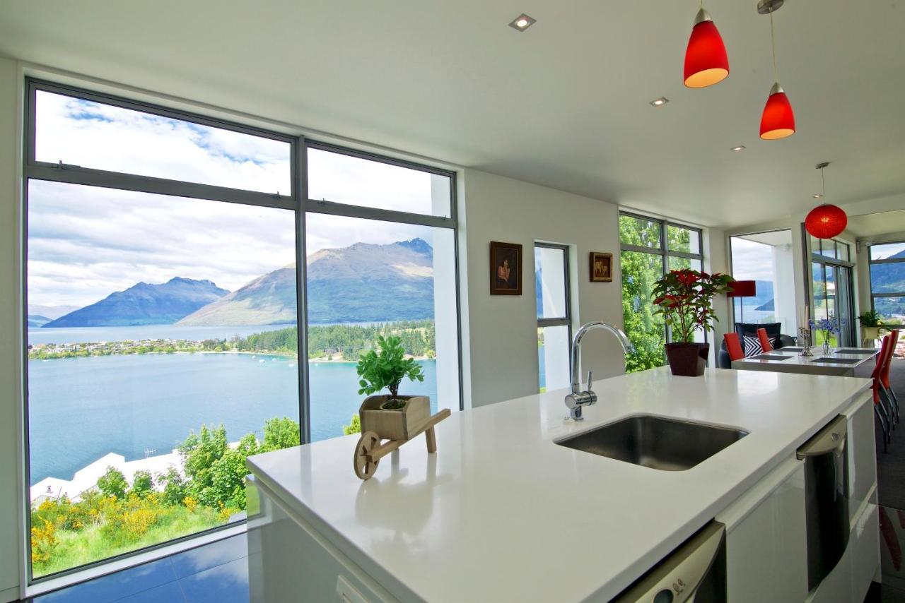 Spectacular Panoramic 5Bedroom Lakeview Queenstown Exterior foto